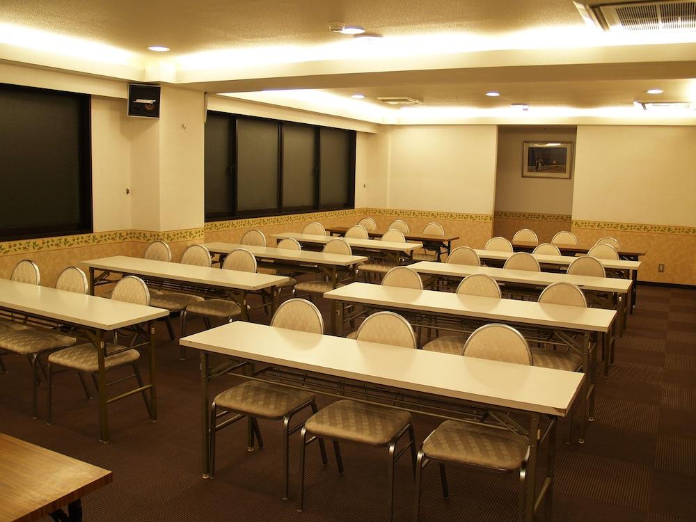 Hotel Livemax Budget Сагамихара Экстерьер фото